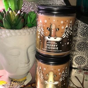 Bath and Bodyworks Merry Cookie One wick candle set of two